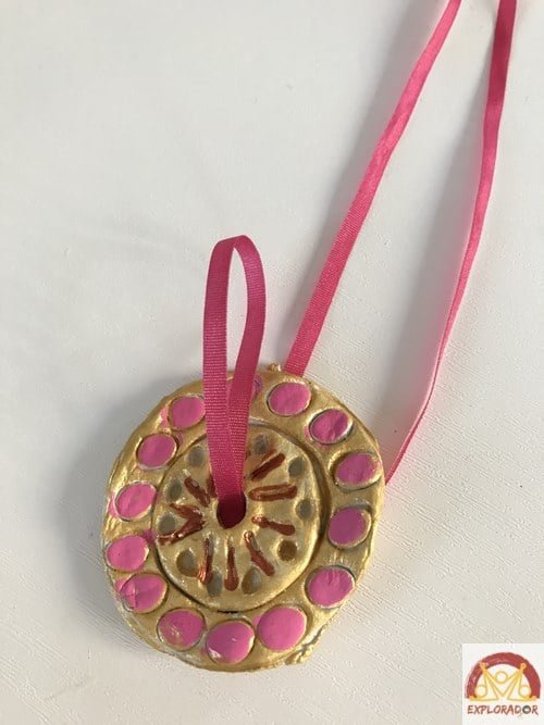 passer-cordon-pendentif-antique-aztec-maya