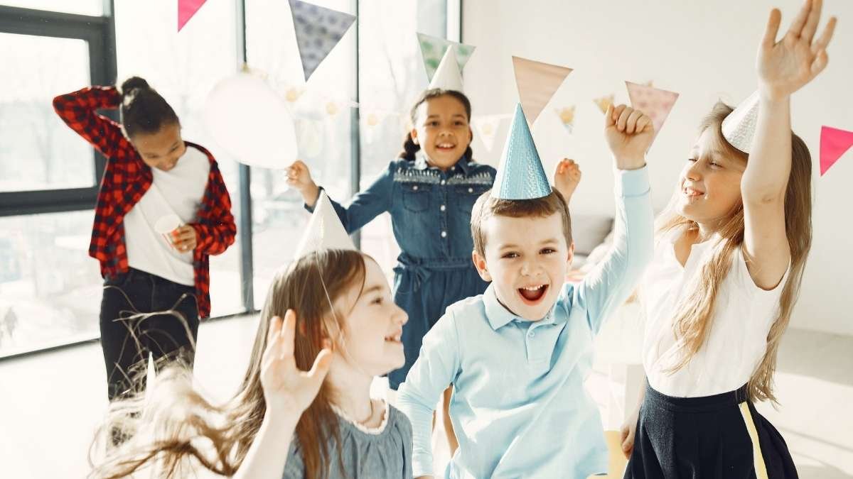 jeux interieur anniversaire enfant
